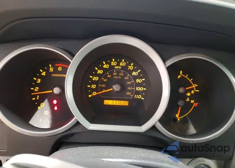 2006 Toyota 4Runner Sr5 z USA, uszkodzony, nr VIN JTEBU14R868052364